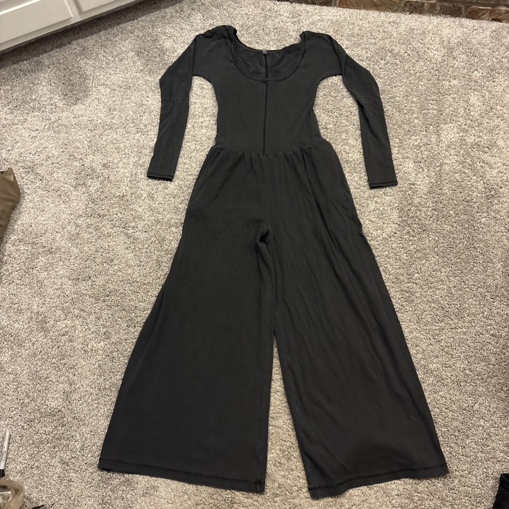 Free People Movement Coveralls Size Small S Relaxed Fit Jumpsuit Women's Cute